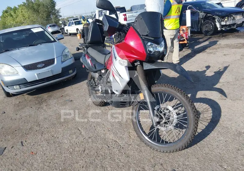 2012 Kawasaki KL650 photo