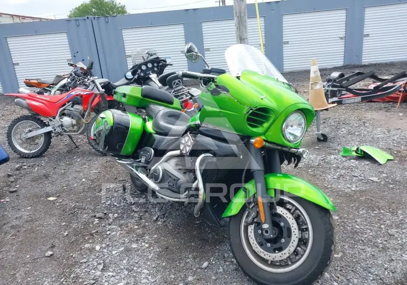 2012 Kawasaki VN1700 фото
