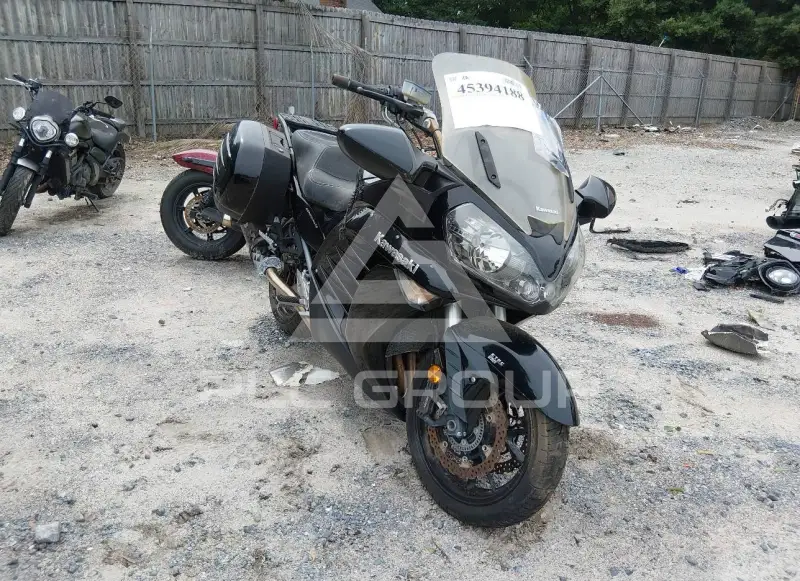 2012 Kawasaki ZG1400 фото