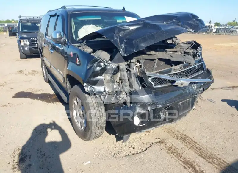 2012 Chevrolet Suburan photo