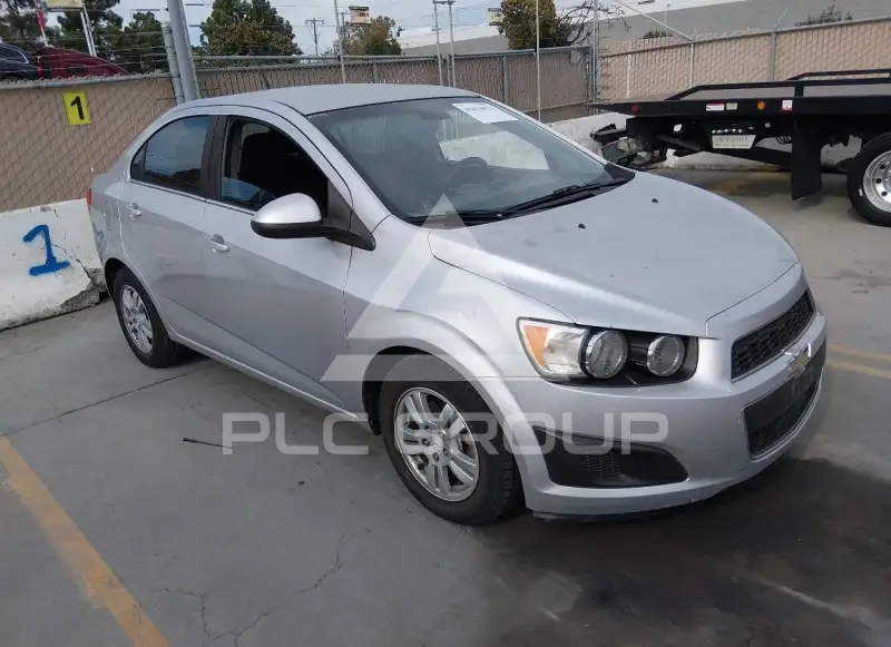 2012 Chevrolet Sonic фото