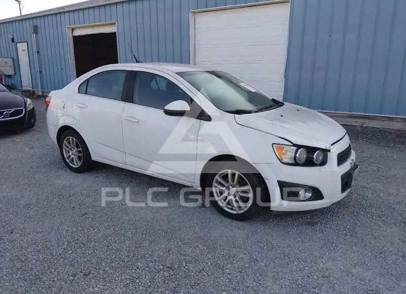 2012 Chevrolet Sonic фото
