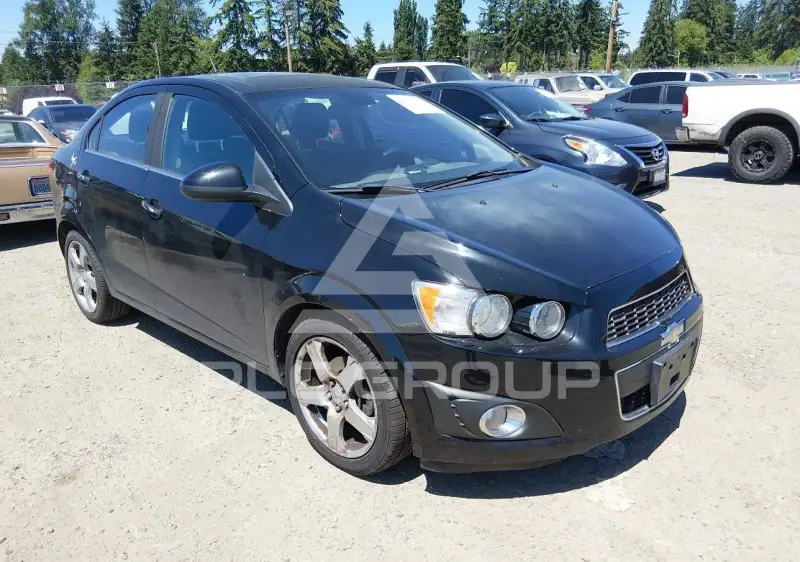 2012 Chevrolet Sonic фото