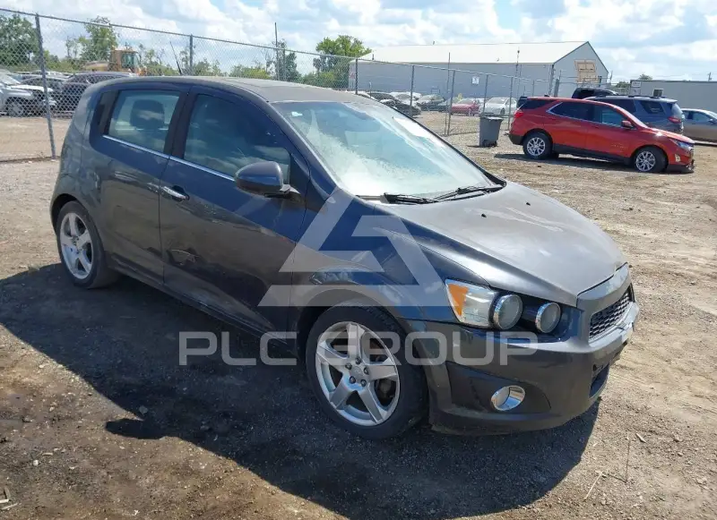 2012 Chevrolet Sonic фото