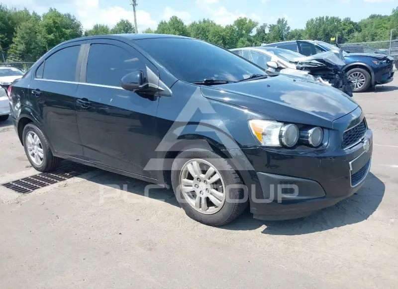 2012 Chevrolet Sonic фото