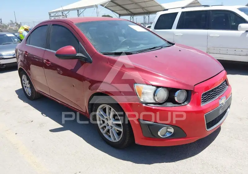 2012 Chevrolet Sonic фото