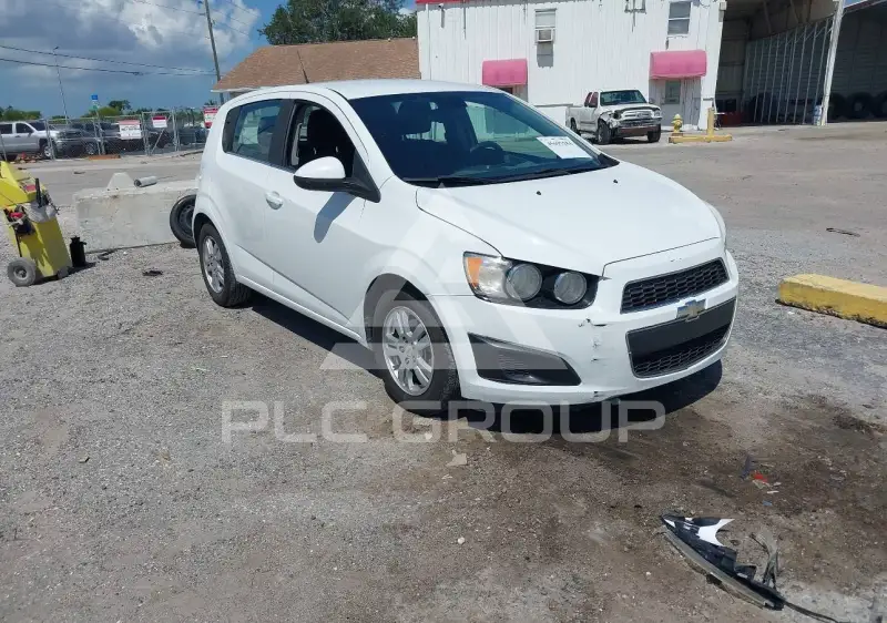 2012 Chevrolet Sonic фото