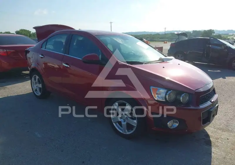 2012 Chevrolet Sonic фото