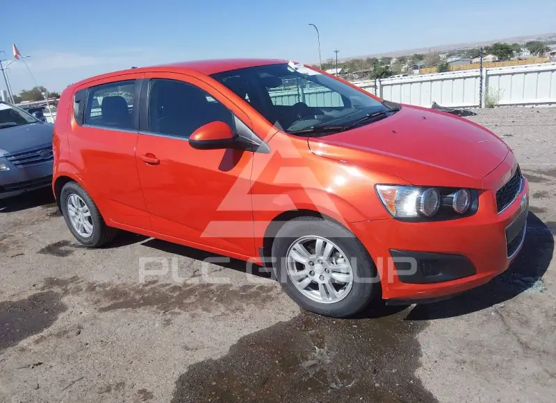 2012 Chevrolet Sonic фото