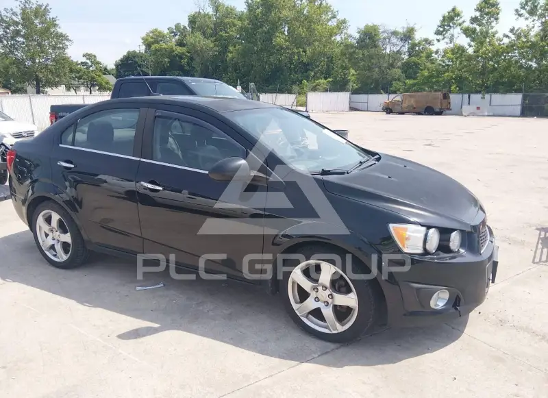2012 Chevrolet Sonic photo