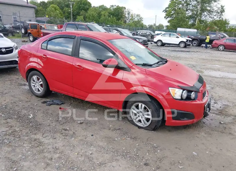 2012 Chevrolet Sonic фото