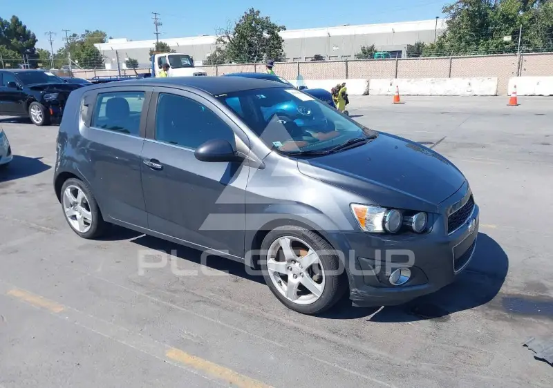 2012 Chevrolet Sonic фото