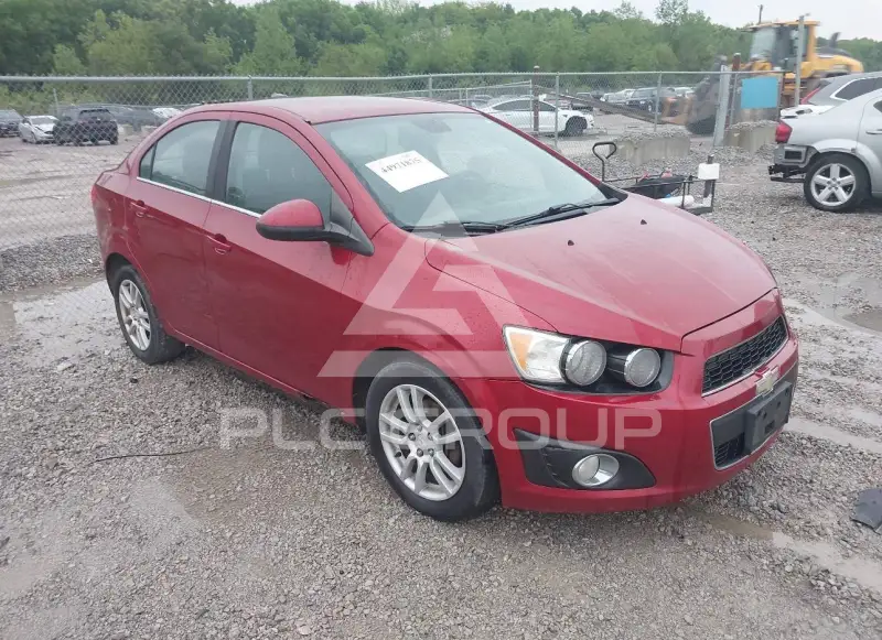 2012 Chevrolet Sonic фото