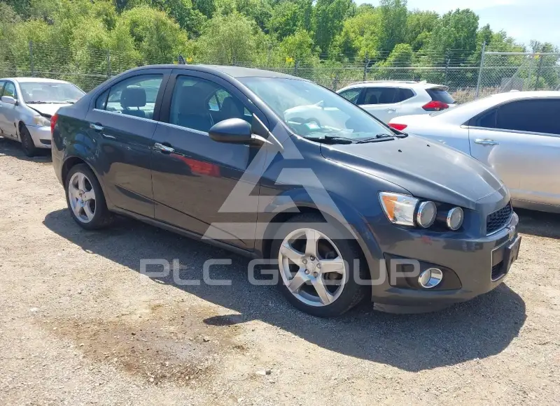 2012 Chevrolet Sonic фото