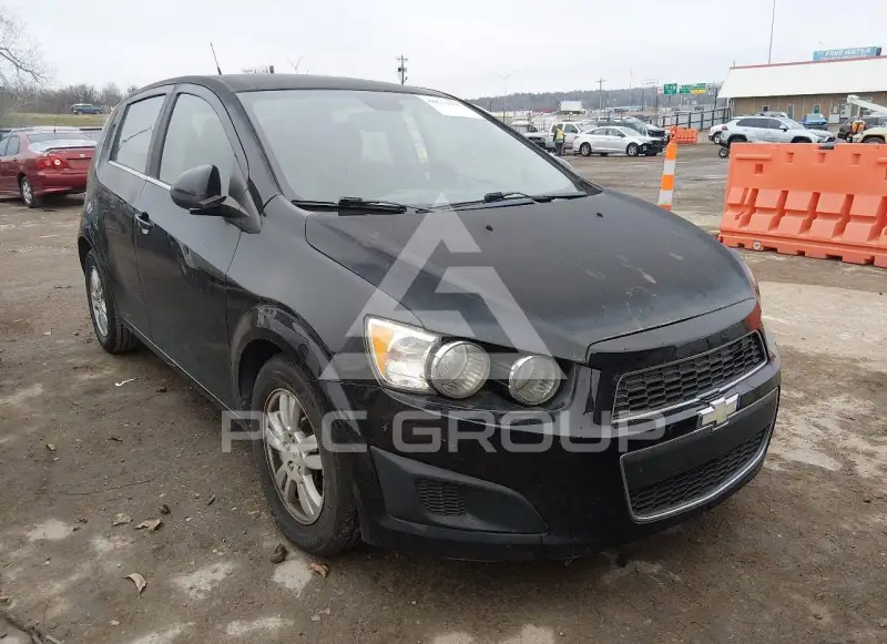2012 Chevrolet Sonic фото