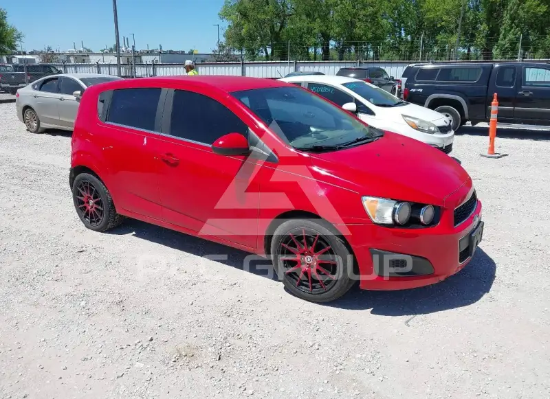2012 Chevrolet Sonic фото