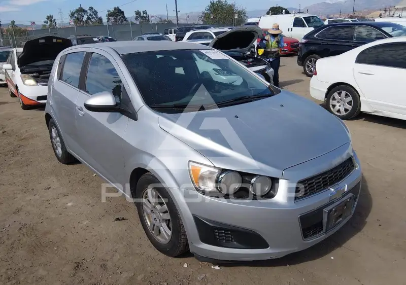 2012 Chevrolet Sonic фото