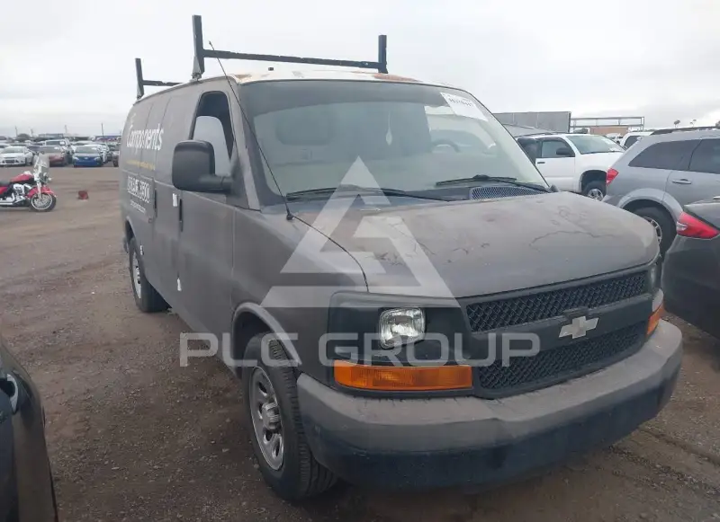 2012 Chevrolet Express photo