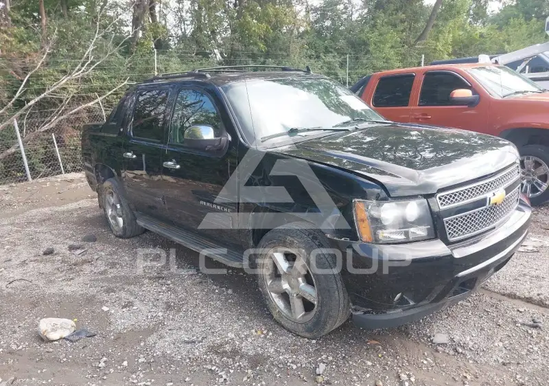 2012 Chevrolet Avalanche photo
