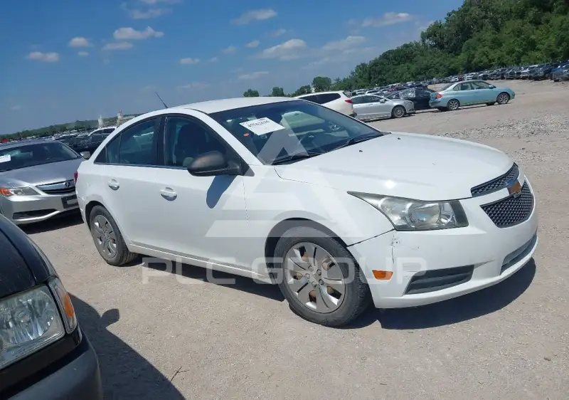 2012 Chevrolet Cruze фото