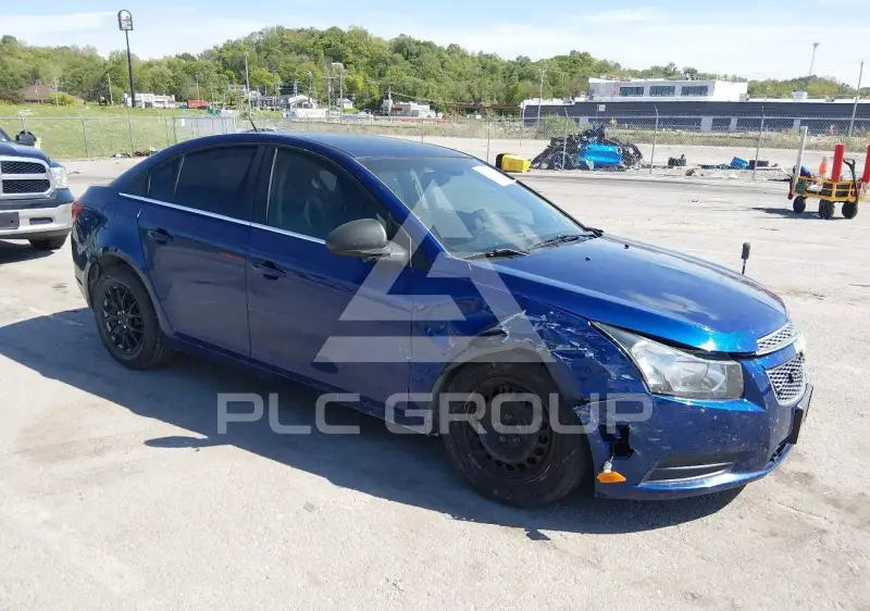 2012 Chevrolet Cruze фото