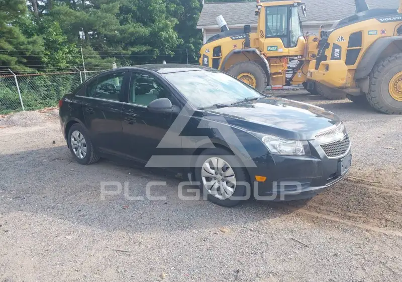2012 Chevrolet Cruze photo