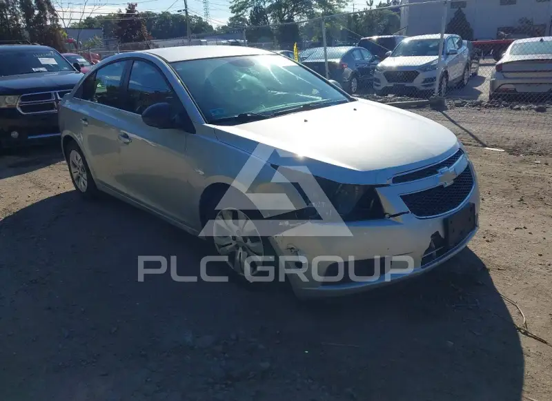 2012 Chevrolet Cruze photo