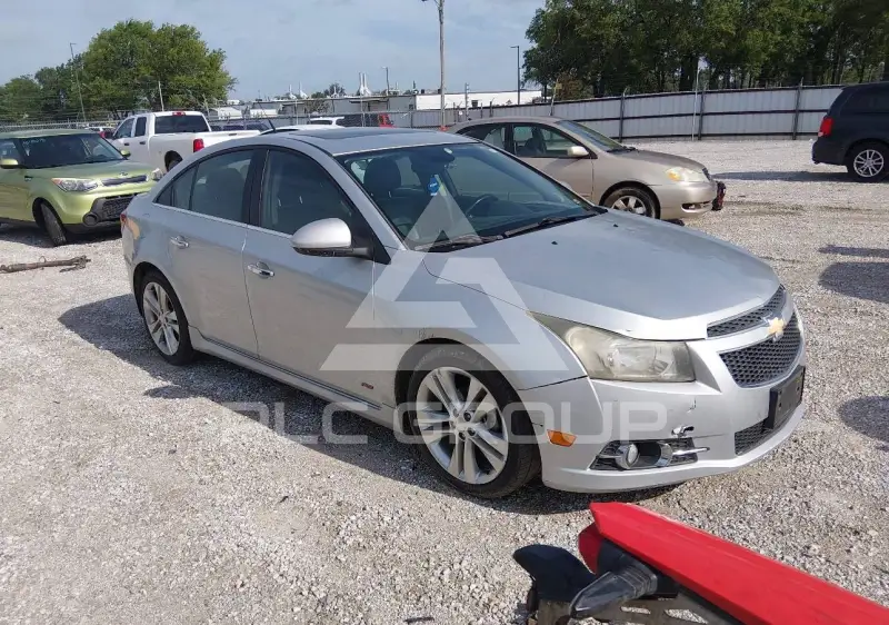 2012 Chevrolet Cruze photo