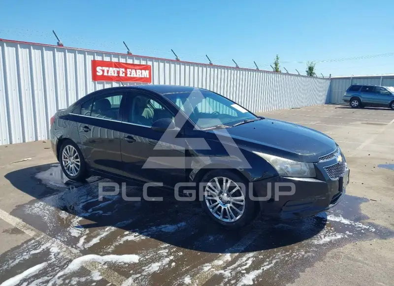 2012 Chevrolet Cruze photo