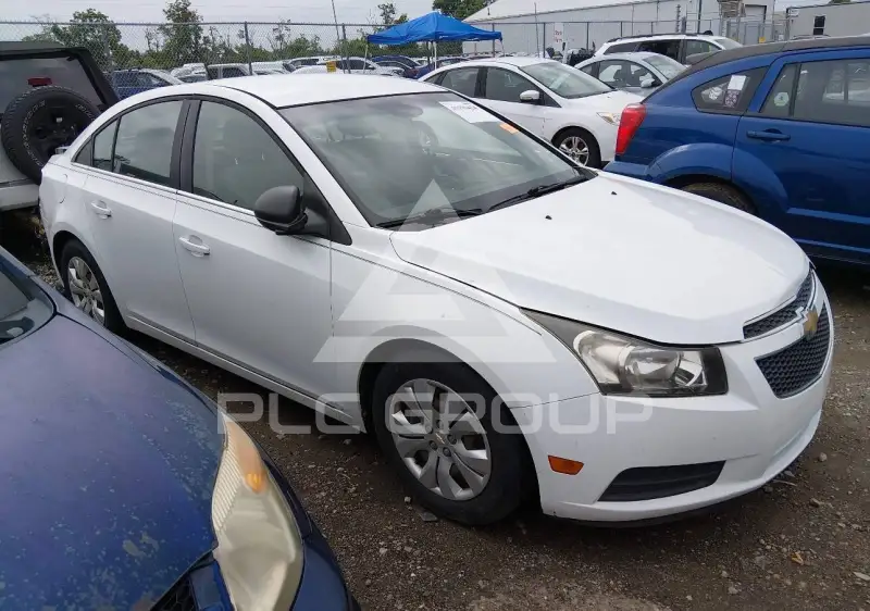 2012 Chevrolet Cruze photo