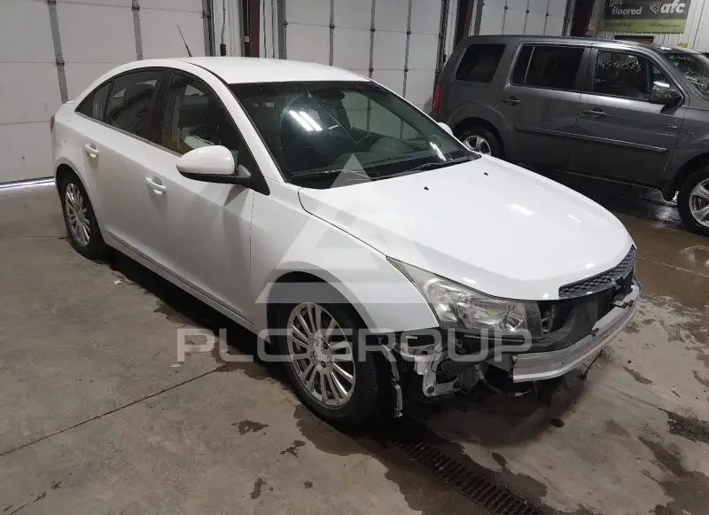 2012 Chevrolet Cruze фото