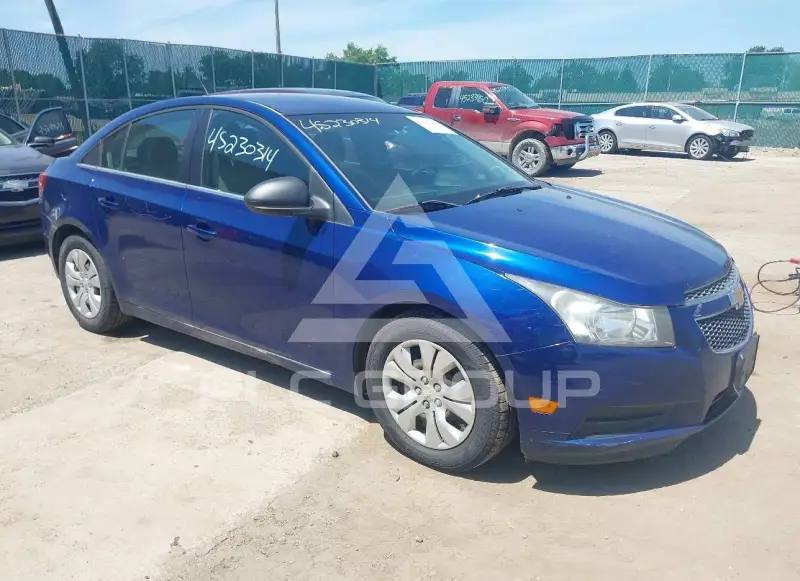 2012 Chevrolet Cruze фото