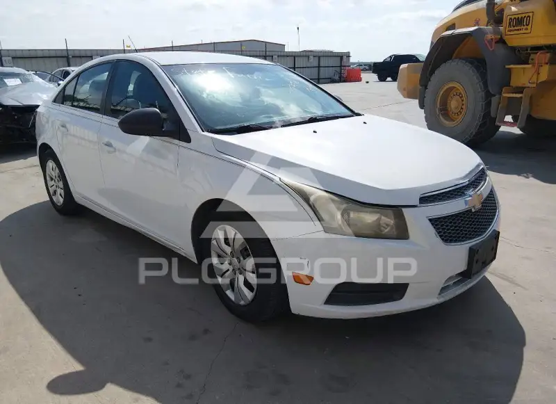 2012 Chevrolet Cruze photo