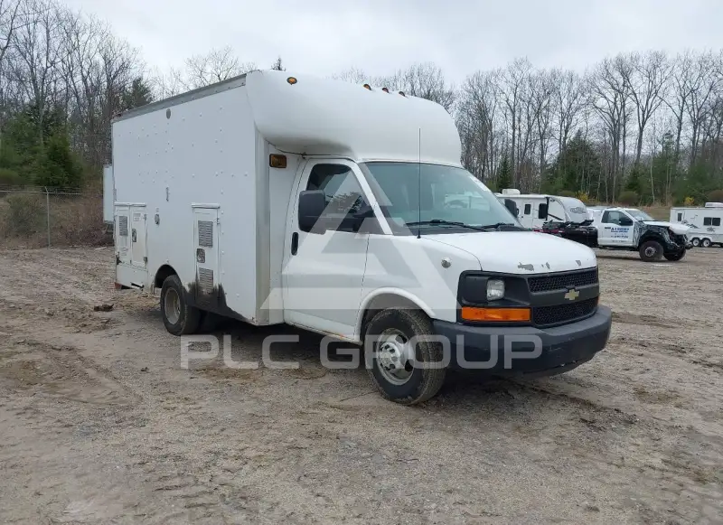 2012 Chevrolet Express фото