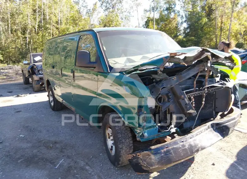 2012 Chevrolet Express photo
