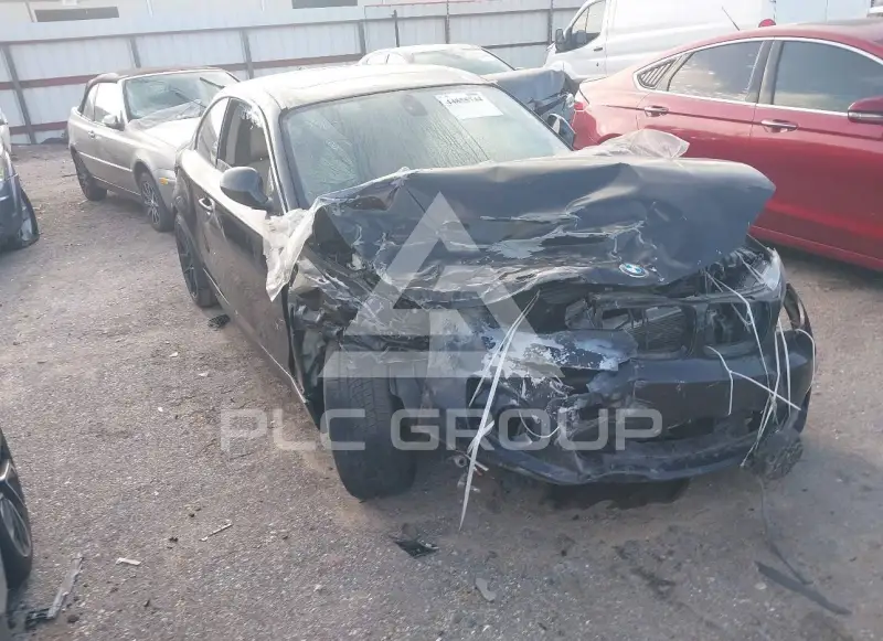 2012 BMW 128 photo
