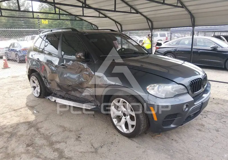 2012 BMW X5 фото