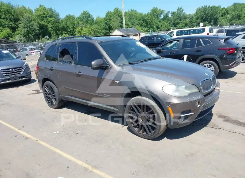 2012 BMW X5 фото
