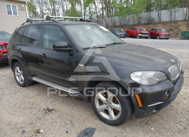 2012 BMW X5 фото