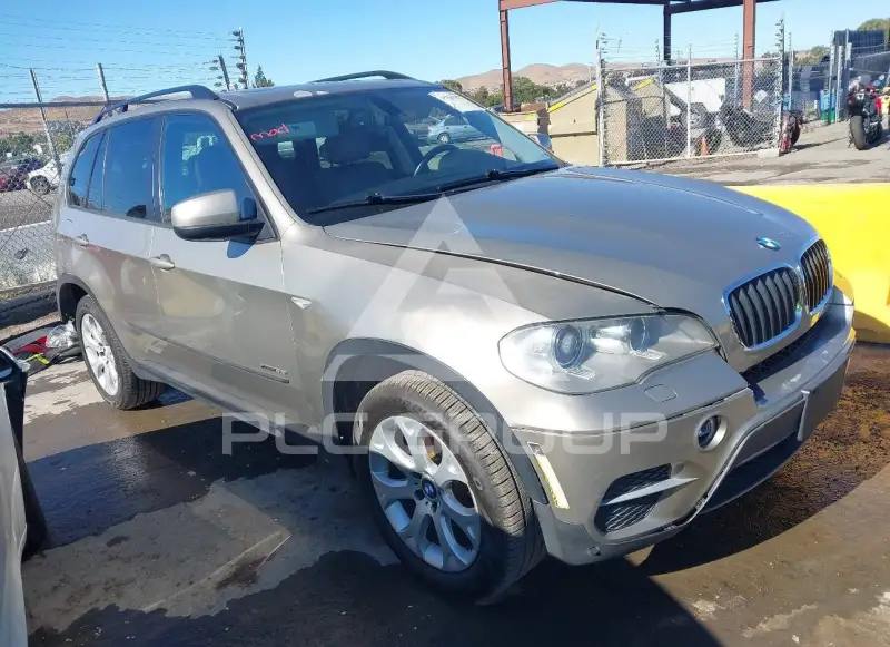 2012 BMW X5 фото