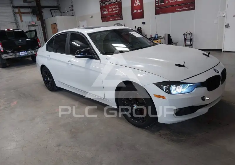 2012 BMW 328 photo