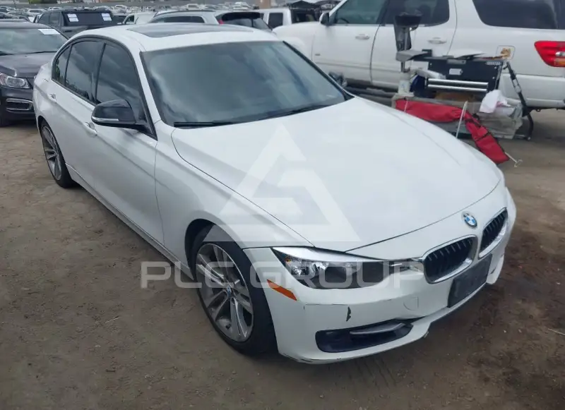 2012 BMW 328 photo