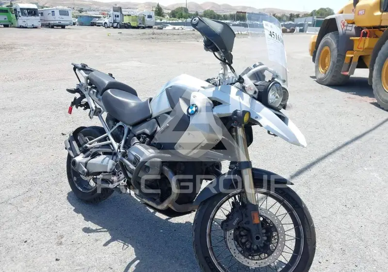 2012 BMW R1200 photo