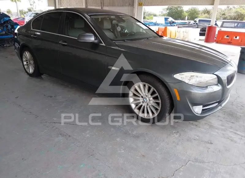 2012 BMW 535 photo