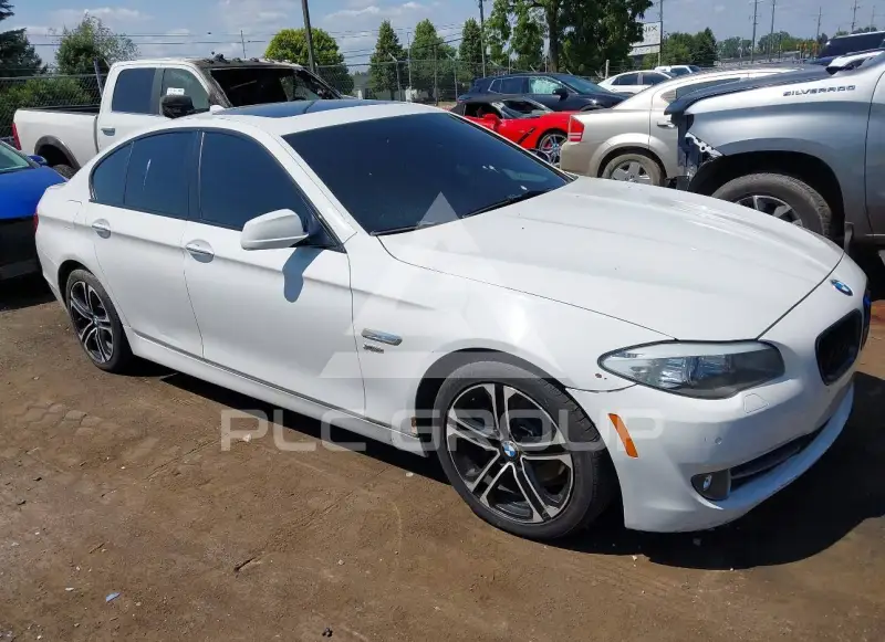 2012 BMW 528 фото