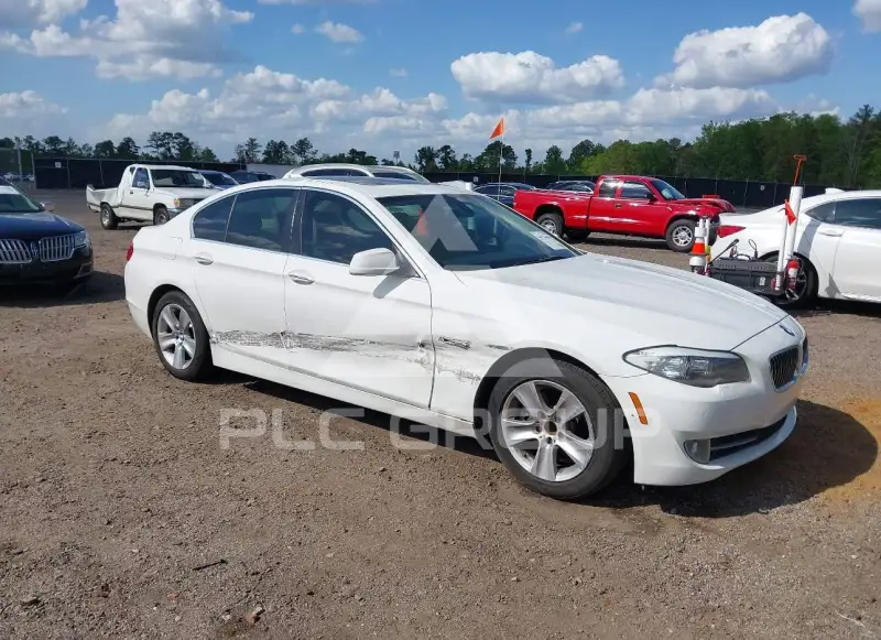 2012 BMW 528 photo