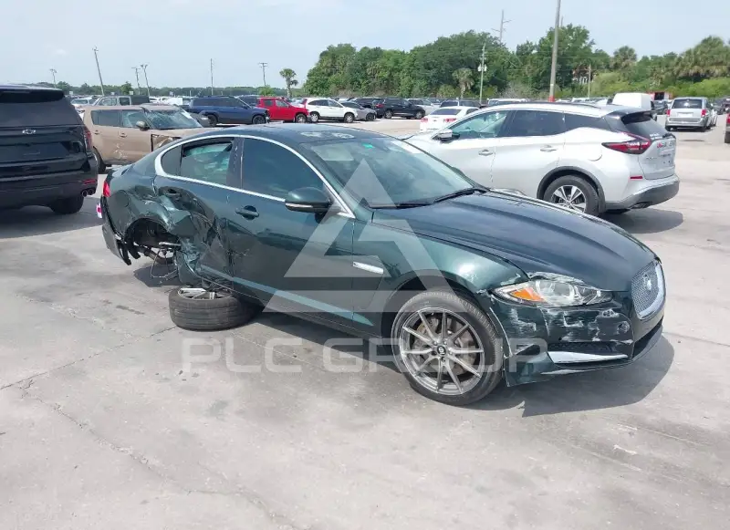 2012 Jaguar XF photo