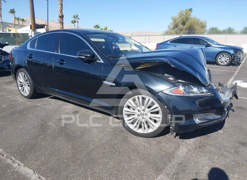 2012 Jaguar XF фото
