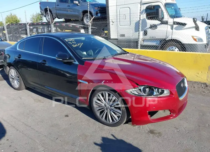 2012 Jaguar XF фото