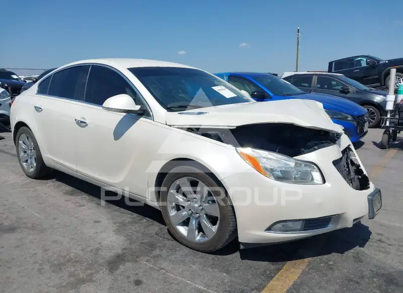 2012 Buick REGAL photo